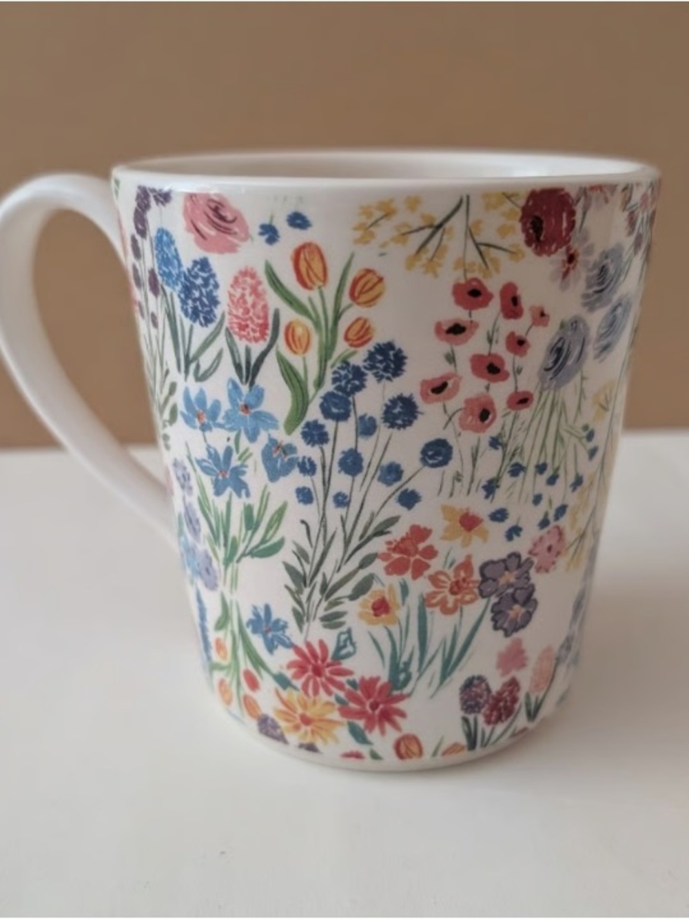 Floral Ceramic Mug in Multicolor - White Base